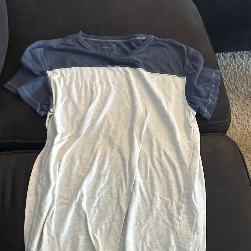 American Eagle Two-Tone Blue and Gray T-Shirt